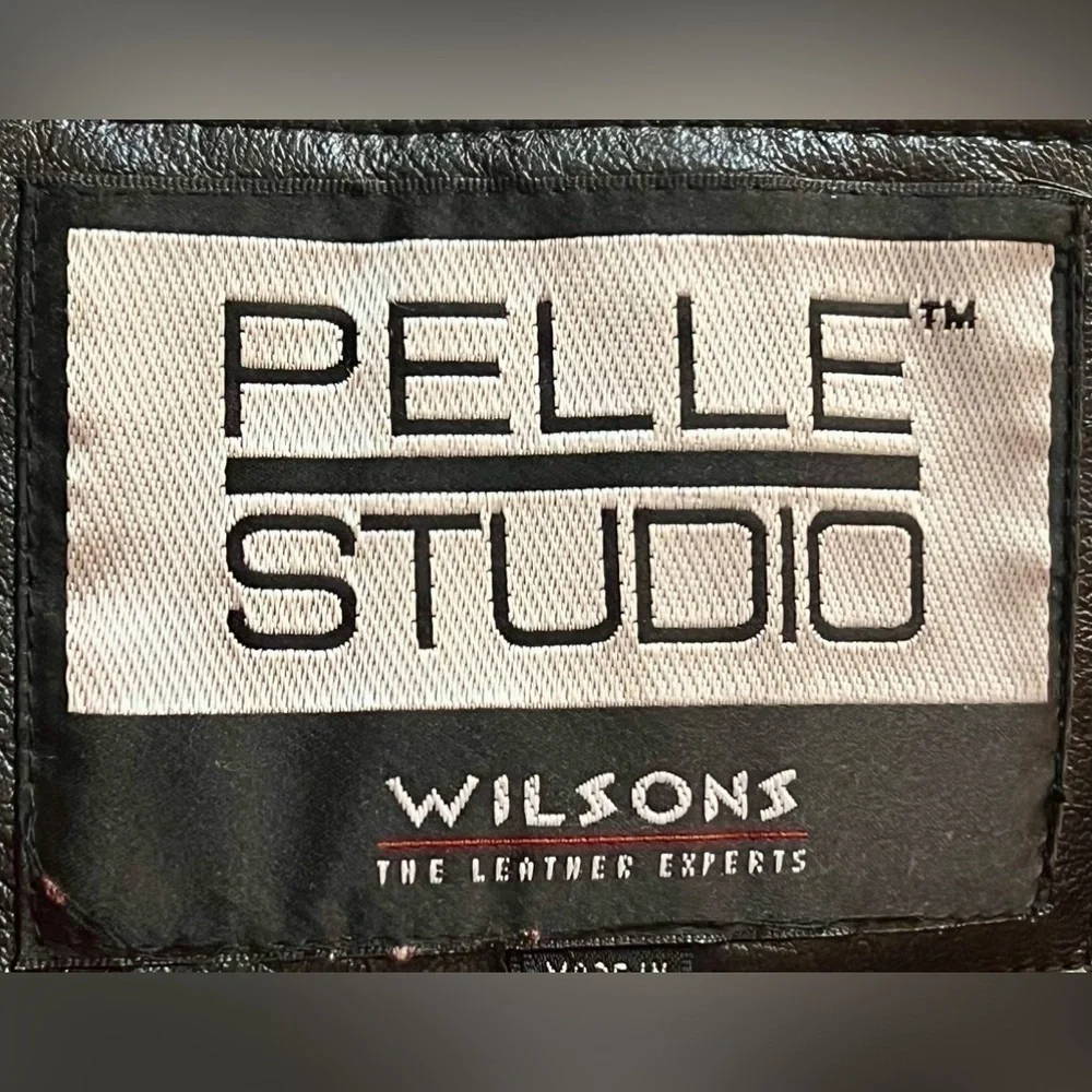 PELLA STUDIOS BY WILSON VEST SIZE LARGE